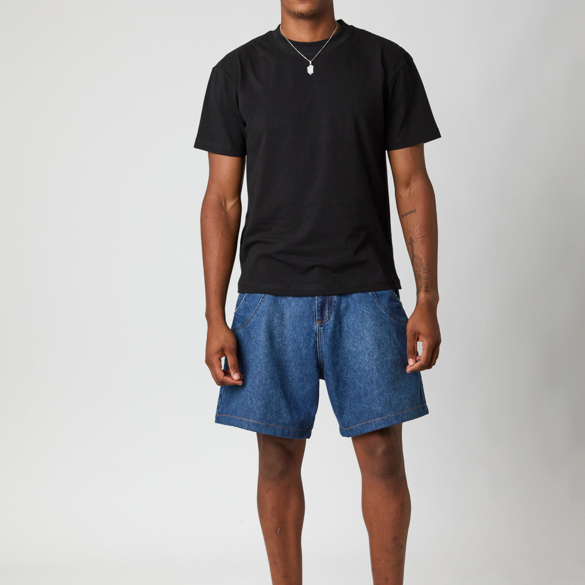 T-shirt Slim Fit Dark