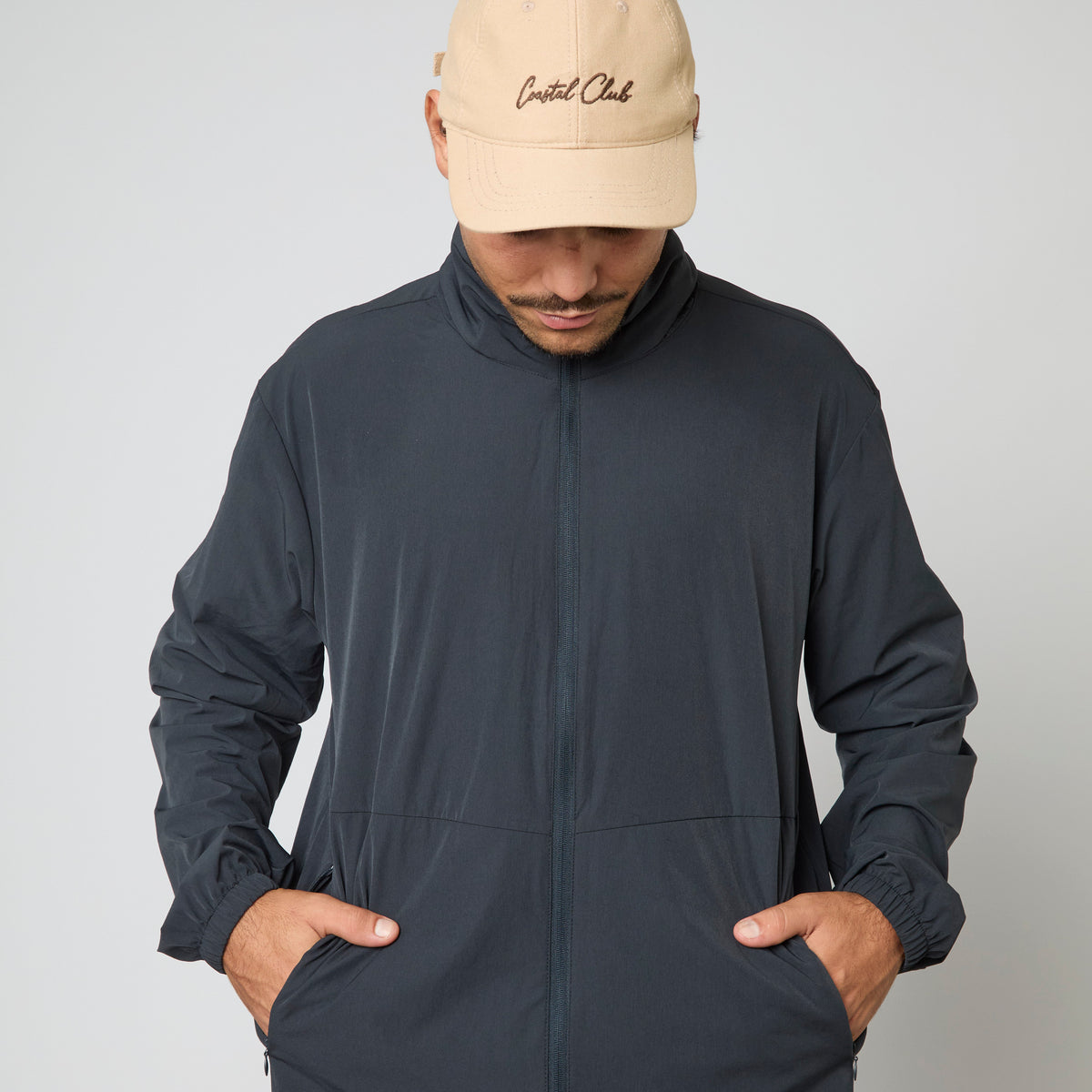 Corta-vento Midnight grey (Capuz Embutido)