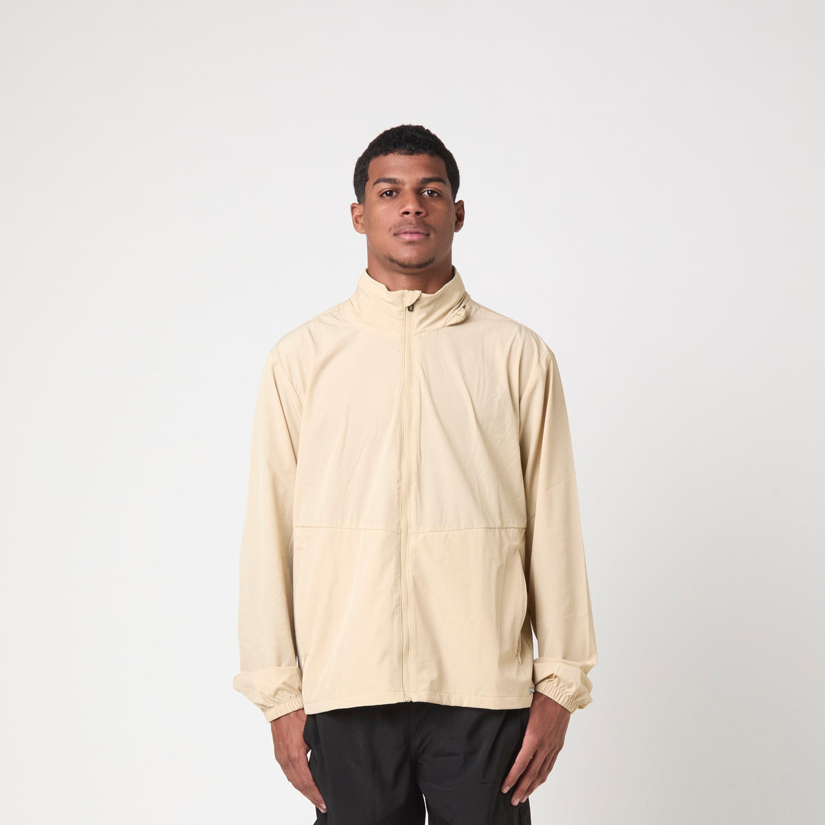 Corta-vento Noir Beige (Capuz Embutido)